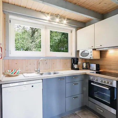 Awesome In With Kitchen Holiday home *