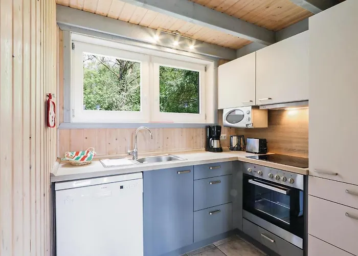 3 Bedroom Gorgeous In بيت للعطل *